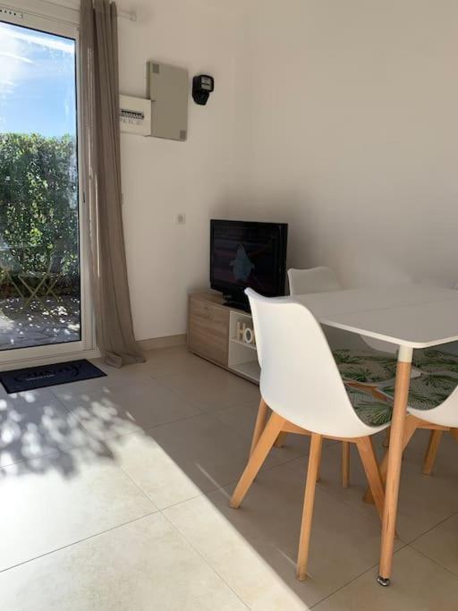 Maisonnette Dans Belle Residence Saint-Vallier-de-Thiey Εξωτερικό φωτογραφία