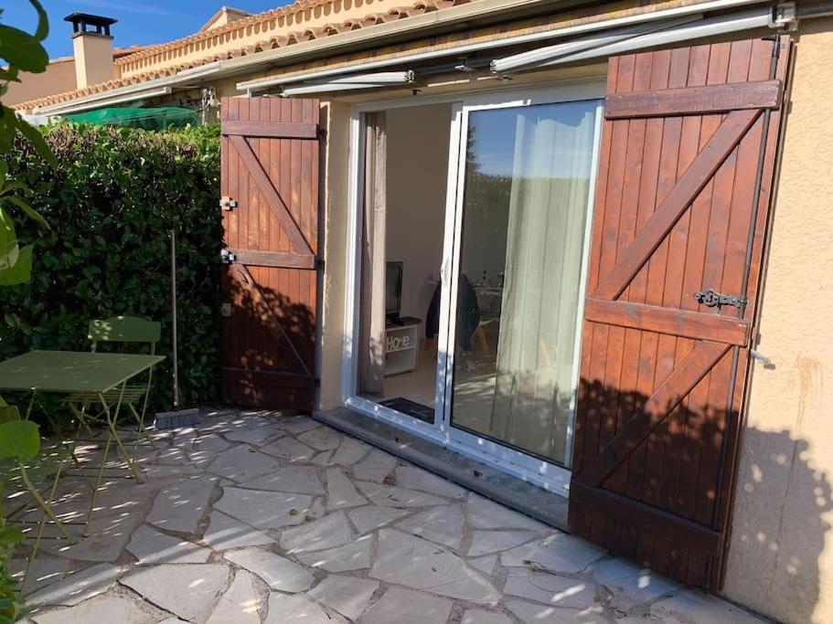 Maisonnette Dans Belle Residence Saint-Vallier-de-Thiey Εξωτερικό φωτογραφία